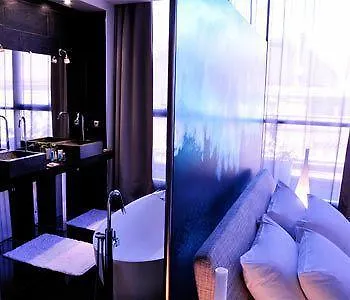 Design Les Bains Douches Szálloda 3*