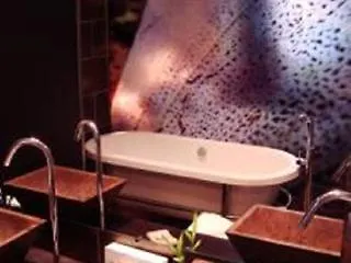 Design Les Bains Douches Szálloda 3*